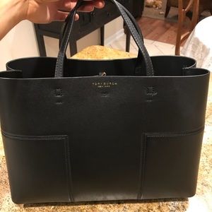 Tory Burch Block T tote (black)
